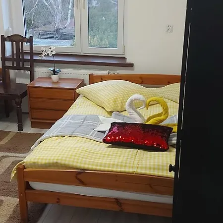 Guest house ночлеги - *