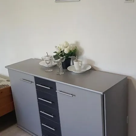 Guest house ночлеги - Pokoi Tarnowo Podgorne